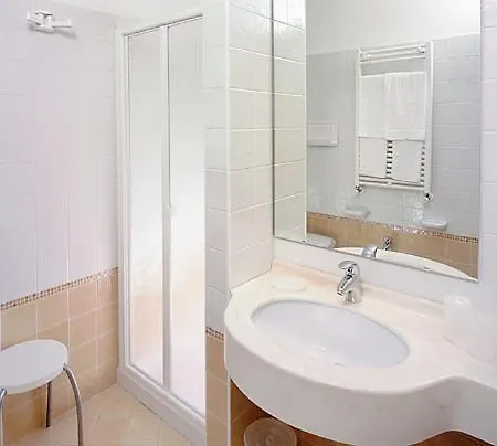 Ascot Lejlighedshotel