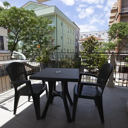 Ascot Lejlighedshotel Cattolica