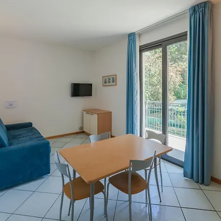 Ascot Aparthotel 3*